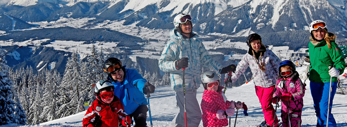 Familienurlaub im Winter am Bio-Bauernhof Brandlhof in Ramsau am Dachstein in der Steiermark in Österreich
